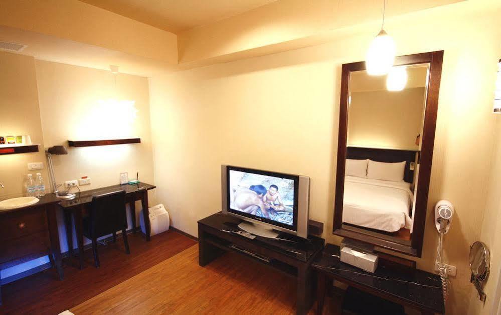 Kindness Xin Jue Jiang Hotel Kaohsiung Exterior photo