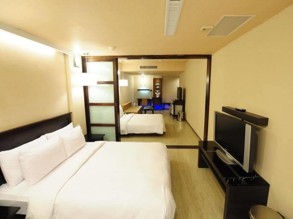 Kindness Xin Jue Jiang Hotel Kaohsiung Exterior photo