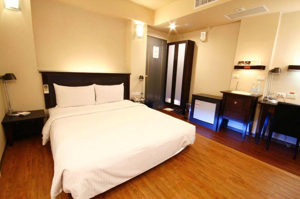 Kindness Xin Jue Jiang Hotel Kaohsiung Exterior photo