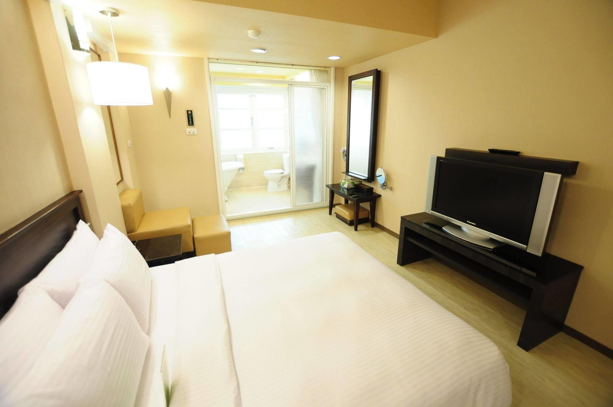 Kindness Xin Jue Jiang Hotel Kaohsiung Exterior photo