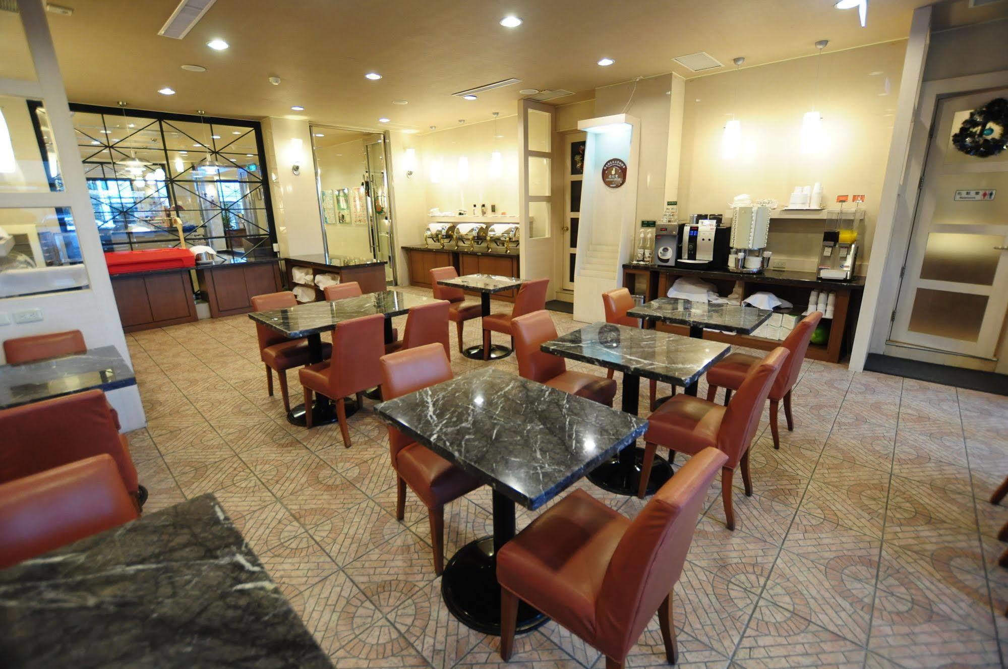 Kindness Xin Jue Jiang Hotel Kaohsiung Exterior photo